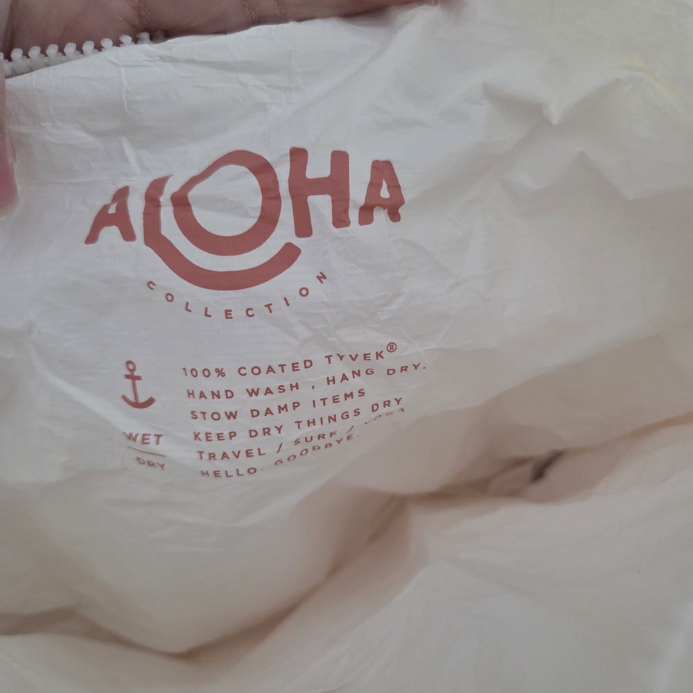 NWT ALoha COLLEction MID Sunrise Starburst Pouch - Picture 3 of 3